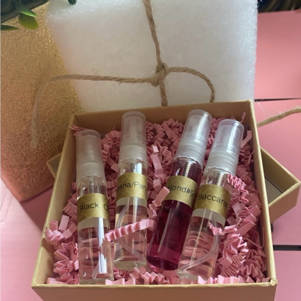 Four 5ml bottles samples. Pick your 4 and enjoy.